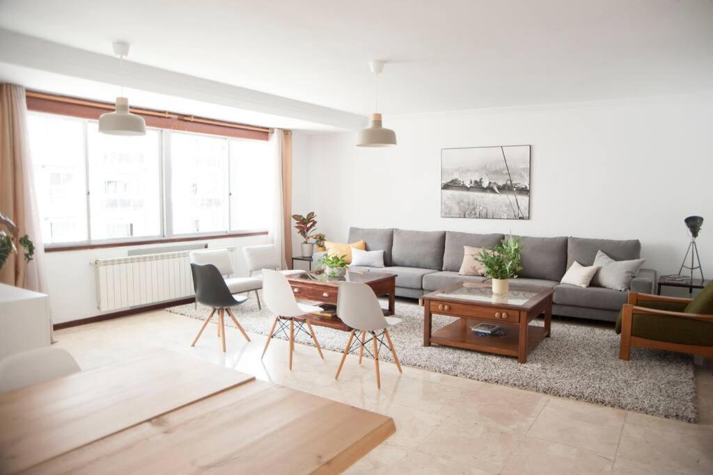 Casa Amplia, Confortable, Centrica By Prishomes Βίγκο Εξωτερικό φωτογραφία